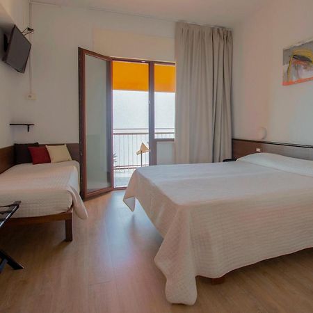 Hotel San Zeno San Zeno di Montagna Kültér fotó